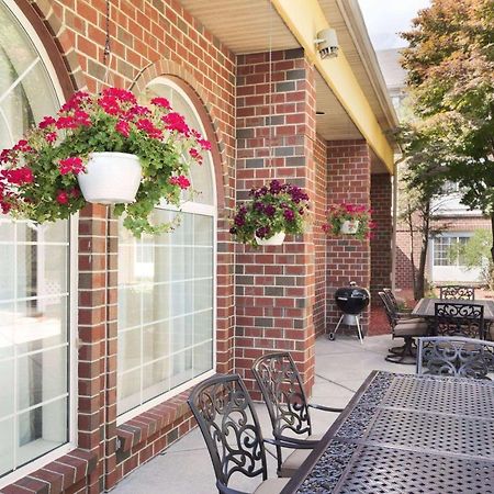 Wyndham Garden Grand Rapids Airport Cascade Exterior foto
