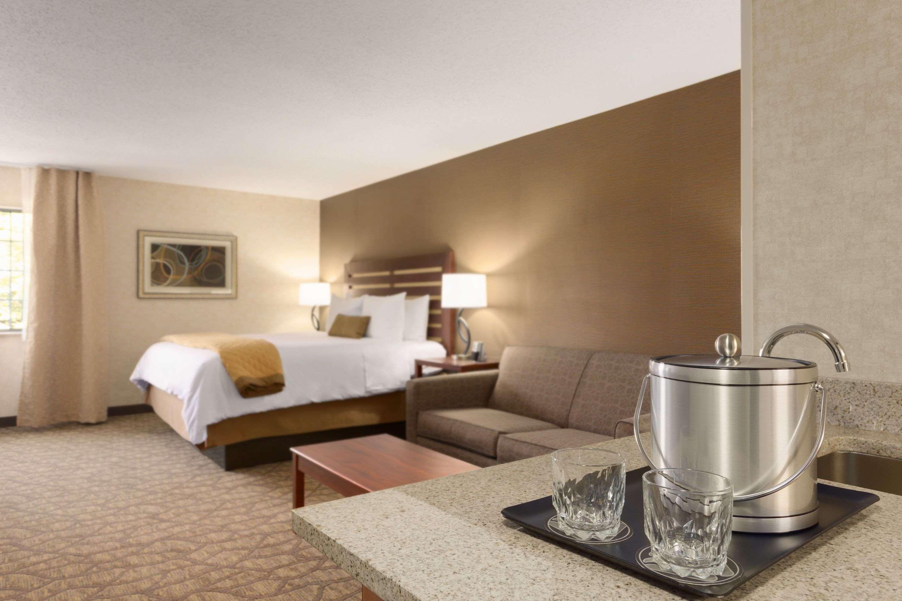 Wyndham Garden Grand Rapids Airport Cascade Exterior foto