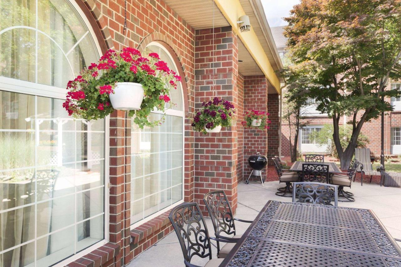 Wyndham Garden Grand Rapids Airport Cascade Exterior foto